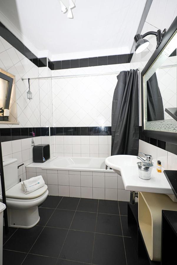 A64 - Barreira Holiday Flat In Lagos Lägenhet Exteriör bild